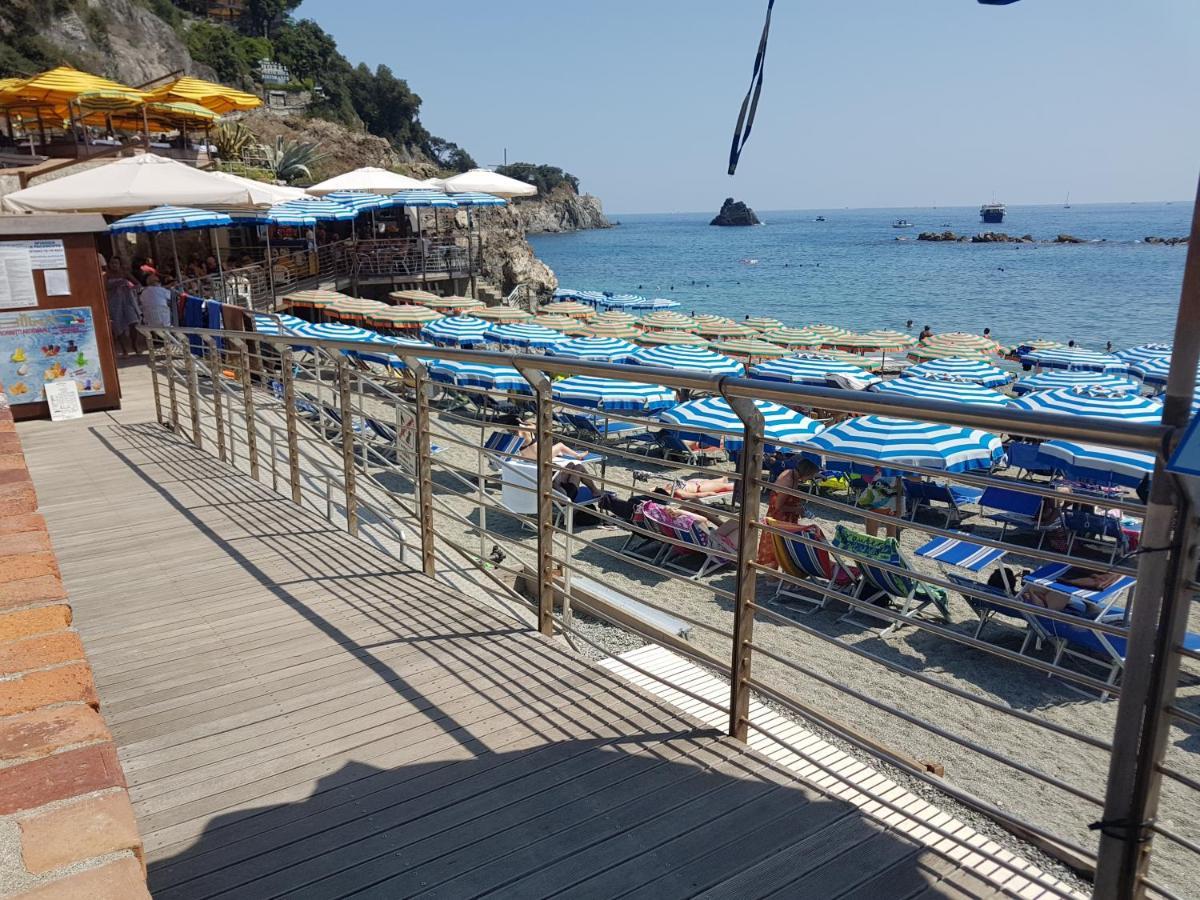 Fegina 3 Deluxe Bedrooms & Bathrooms Monterosso al Mare Exteriör bild